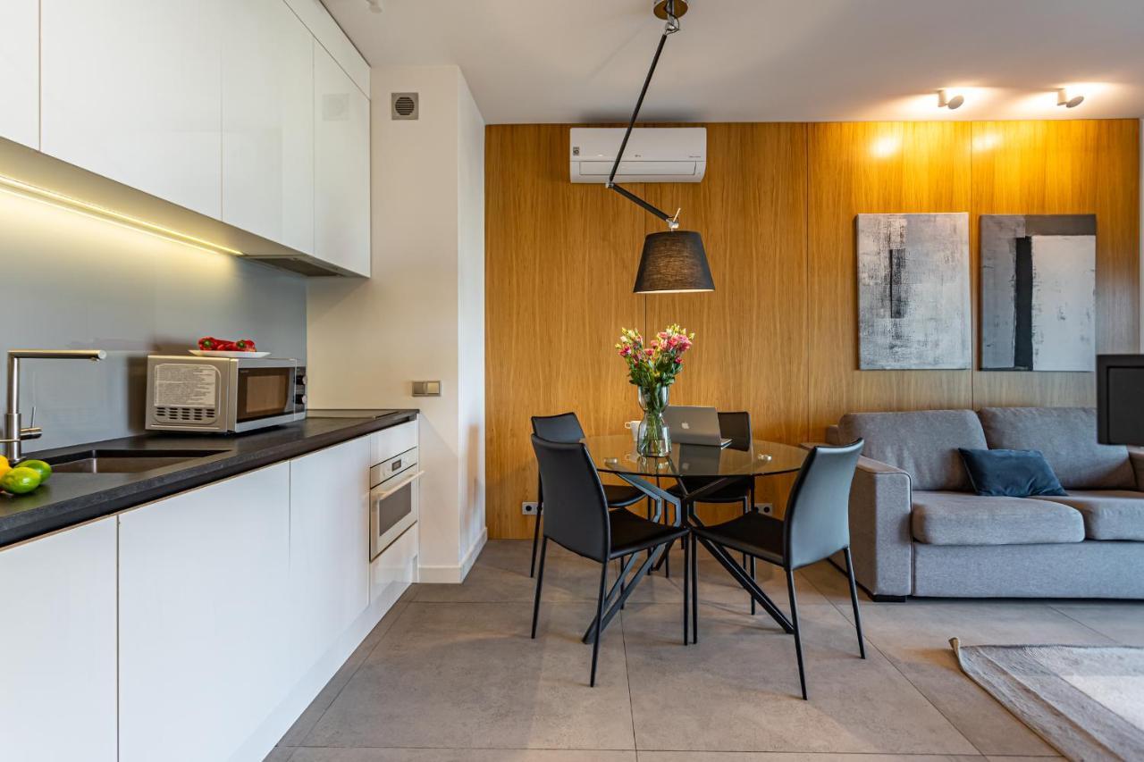 Mennica Residence Deluxe ワルシャワ エクステリア 写真